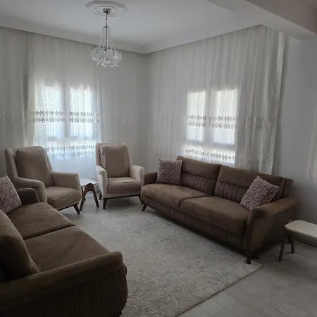 Flower 2 3* Gelemiş